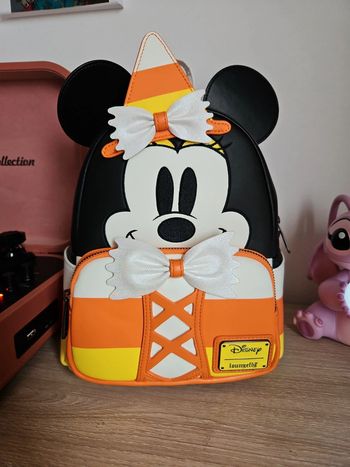 Loungefly Minnie <3