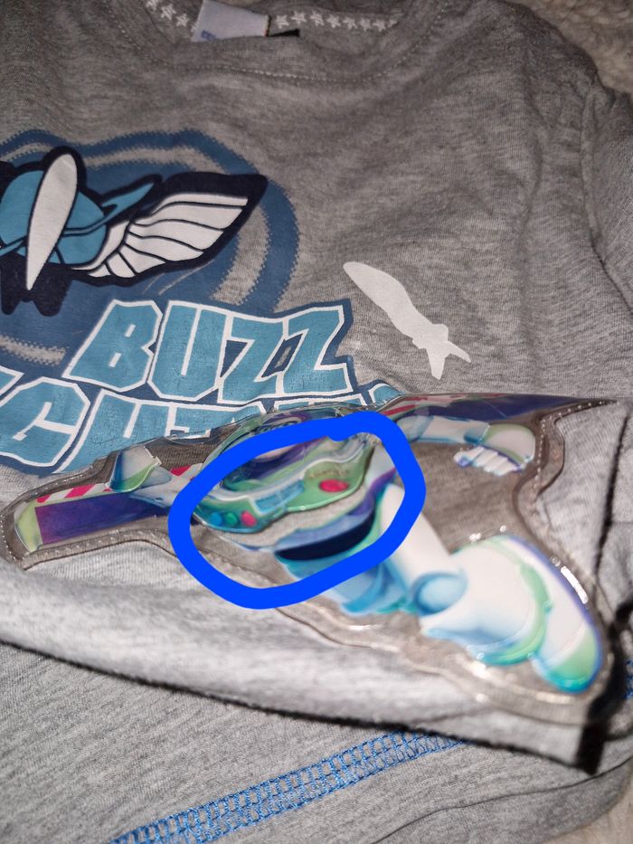 T-shirt manches longues garçon 4 ans - photo numéro 2