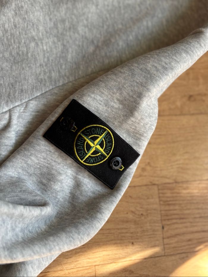 Pull gris - photo numéro 6