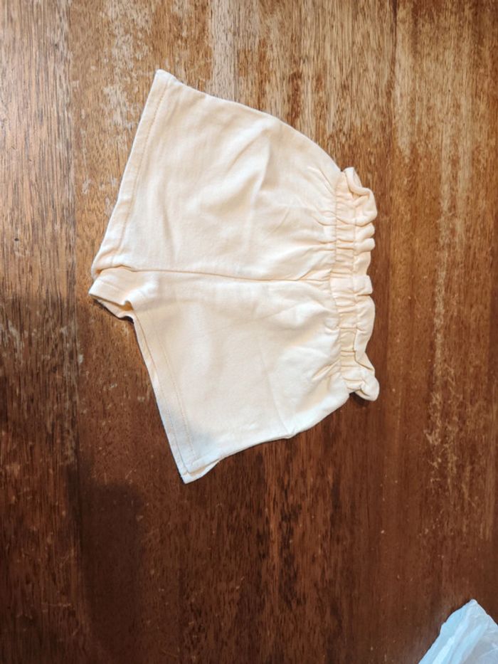 Short Minnie fille taille 18 mois - photo numéro 3