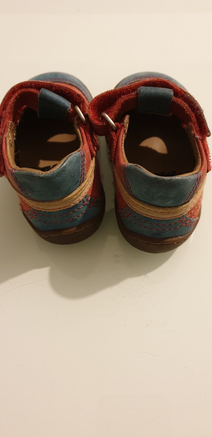 Chaussures taille 18 - photo numéro 2