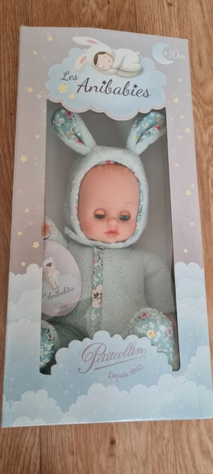 Poupée Anibabies 28 cm :  Petitcollin neuve - photo numéro 2