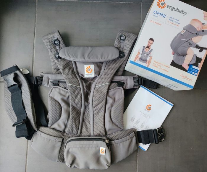 Porte bébé Ergobaby Omni Breeze Graphite Grey