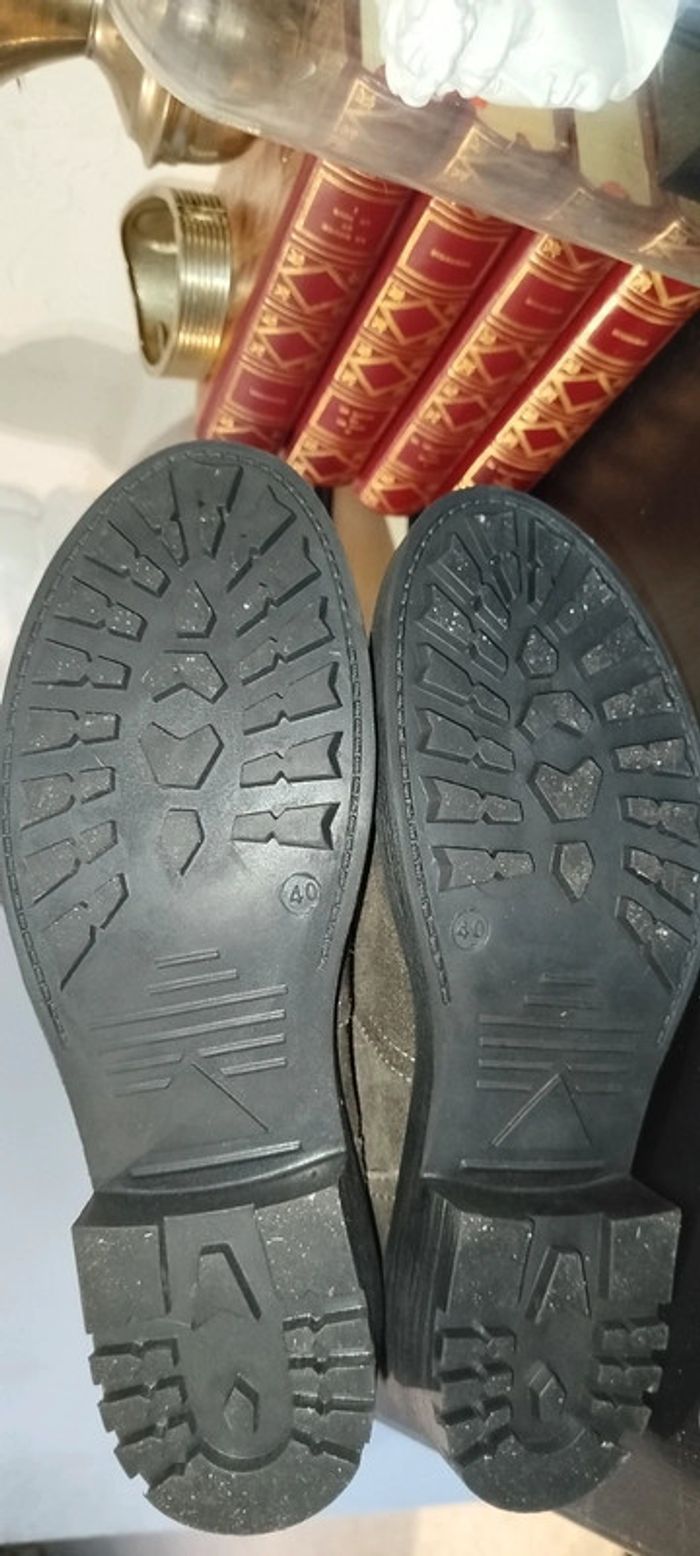 Bottines motardes à clous - photo numéro 5