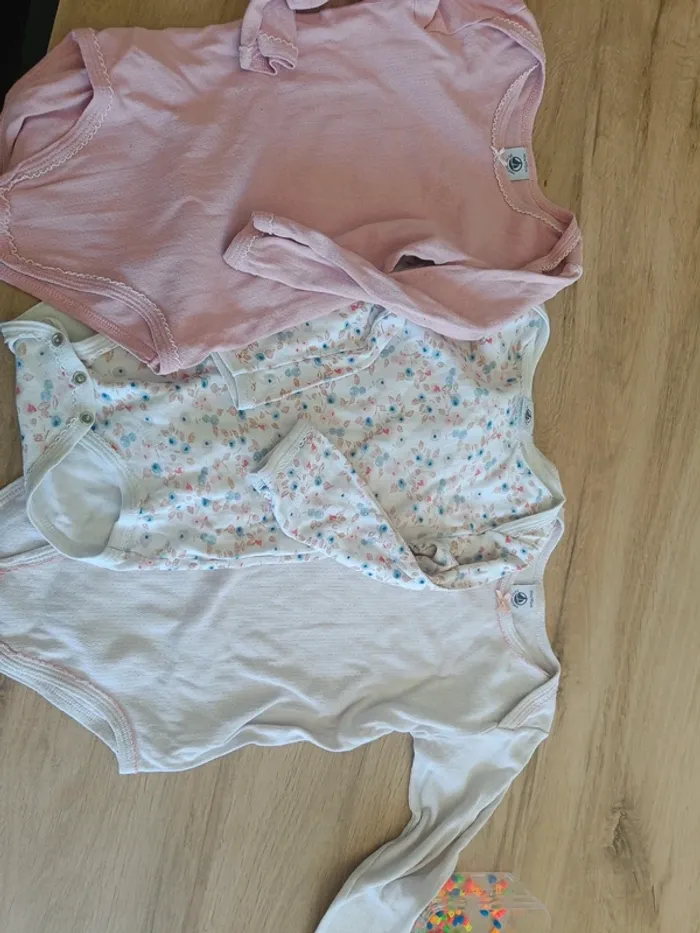 Lot de 3 bodies - photo numéro 2
