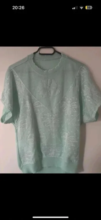 Jolie petit pull manche courte taille unique