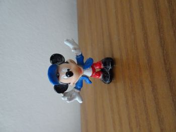 Figurine disney mickey