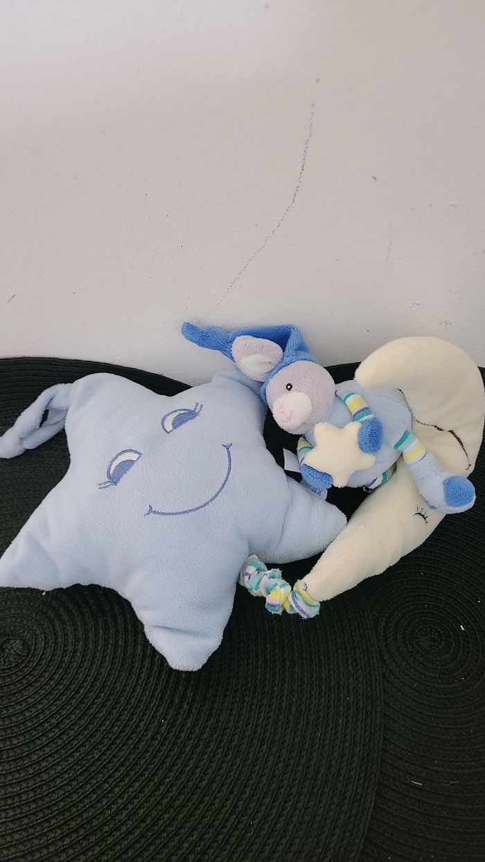 Doudou musical étoile lapin bleu blanc sur lune GIPSY - photo numéro 2