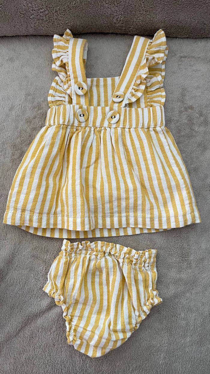 Lot de 3 ensembles fille T 1M / 3M - photo numéro 3