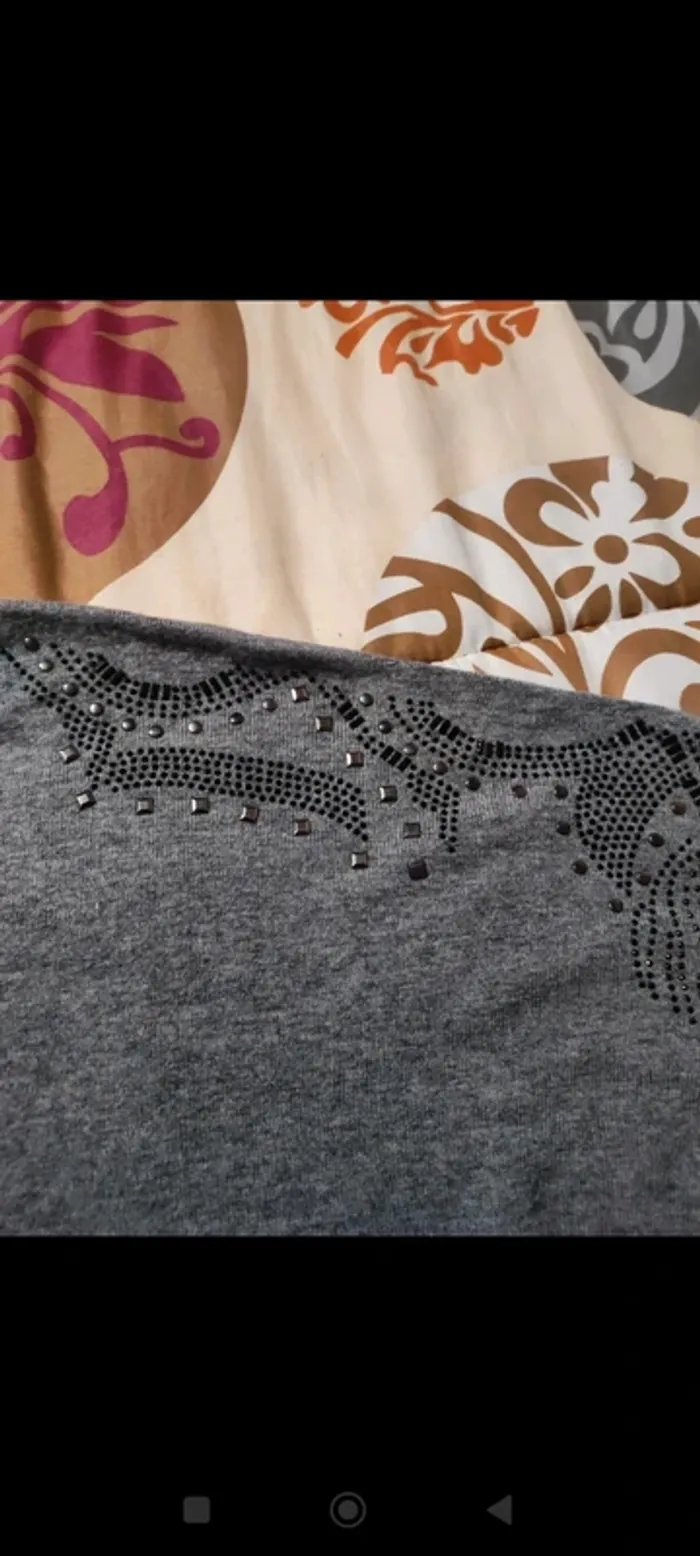 Pull Neuf T 54/56 - photo numéro 4