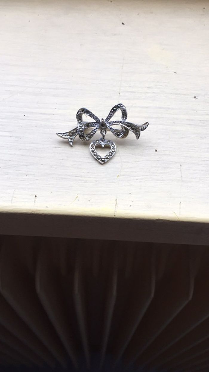 Petite broche vintage - photo numéro 3