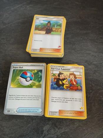 Lot de cartes Pokémon