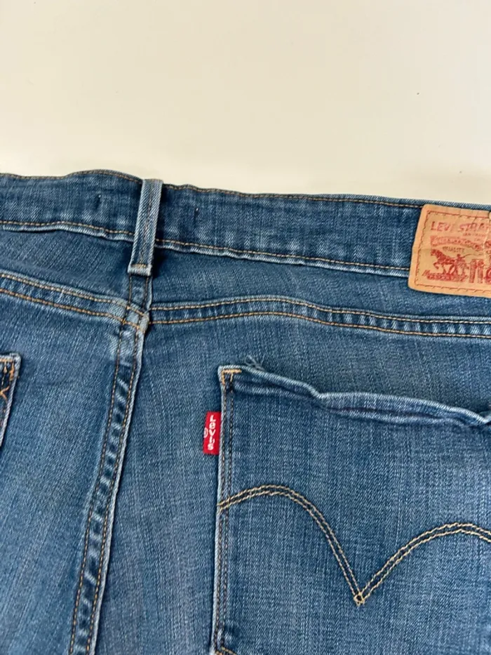 Jean Levi's Femme Bleu W33 L32 | Mid Rise Skinny | Taille 44 | Très Bon État | BP241 - photo numéro 9