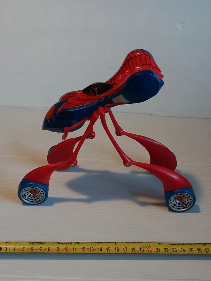 Majorette spiderman 2004 - photo numéro 9