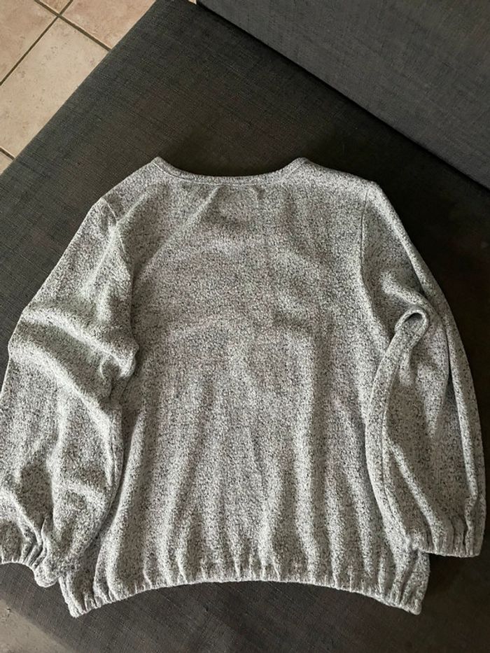 Pull gris fille - photo numéro 3