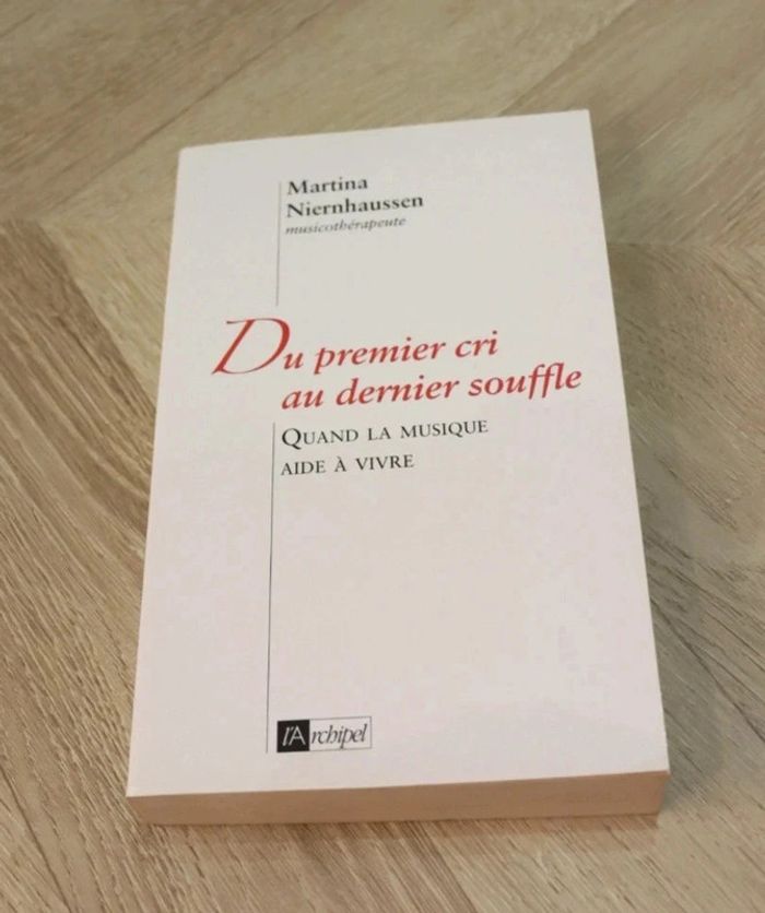 Livre "Du premier cri au dernier souffle"
