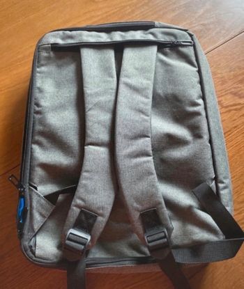 Pochette/sac à dos pour PC neuf