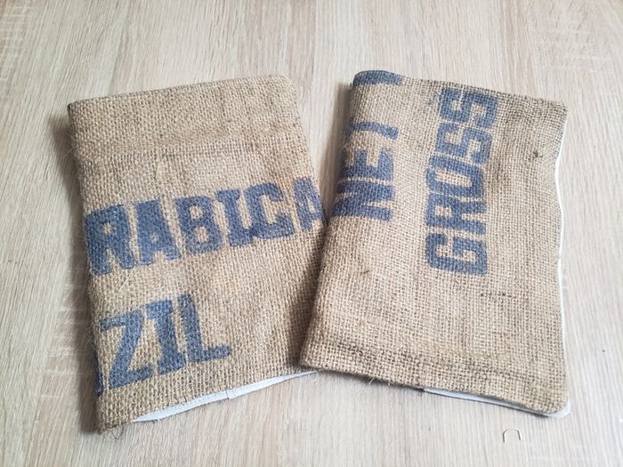2 protèges cahiers
