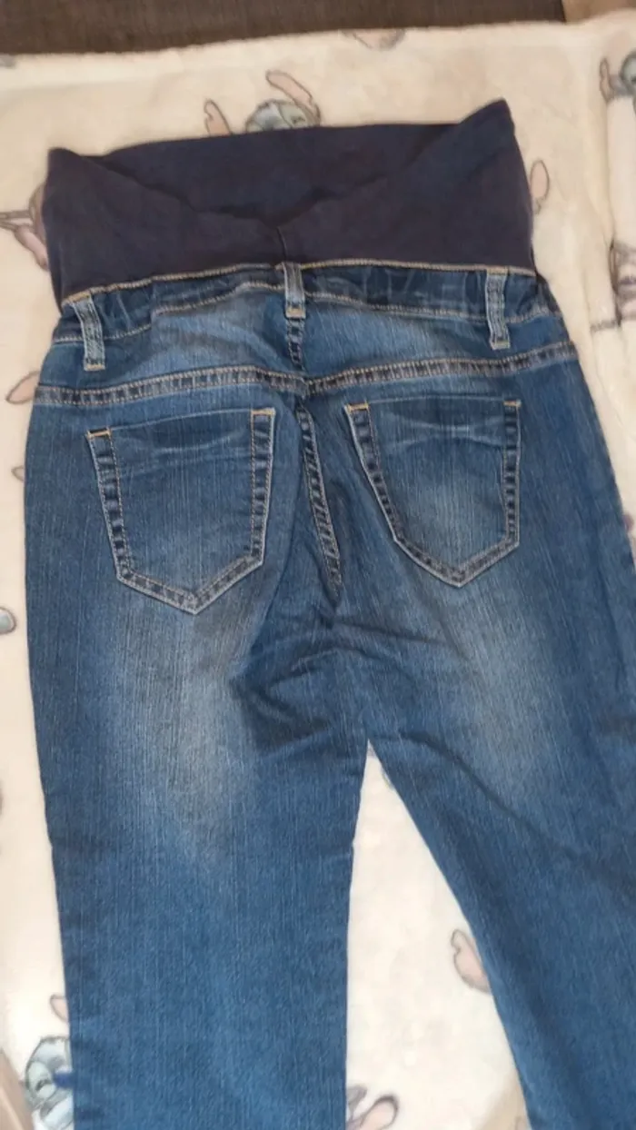 Lot pantalon de grossesse taille 36 en bon état - photo numéro 8