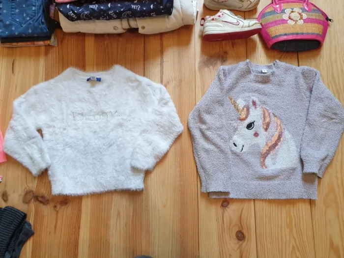 Lot fille 3 ans + 30 pièces - photo numéro 2