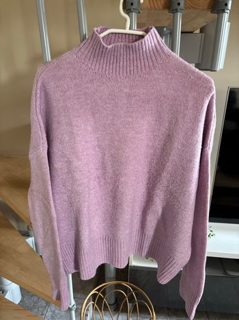 Pull col montant