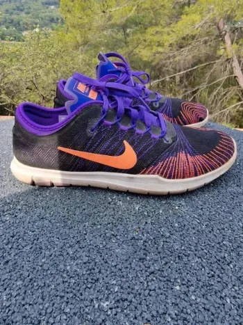 Baskets Nike running femme violet/orange - Taille 36 - Mesh respirant