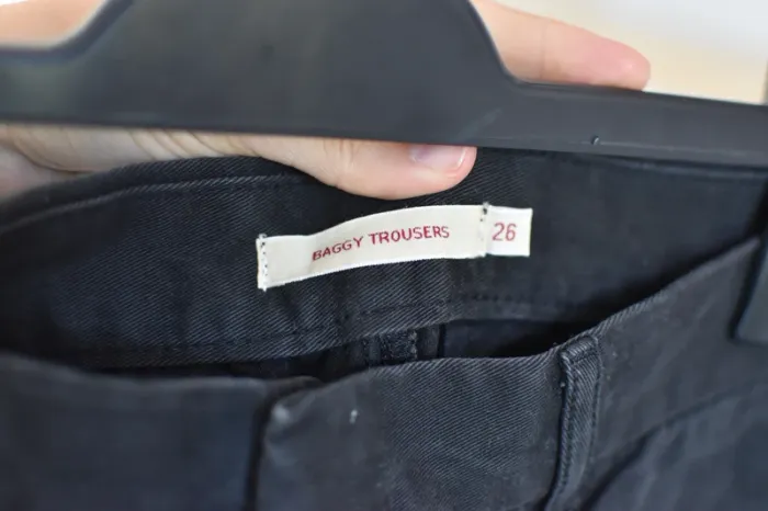 Pantalon Levis en taille 26 - Bon état - photo numéro 4