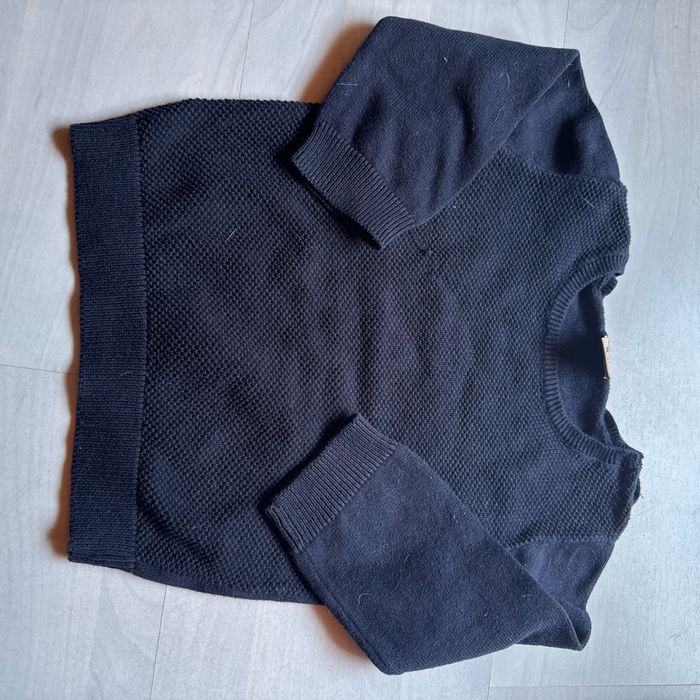 Pull fin