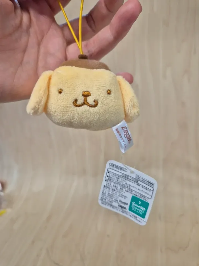 Mini mascotte peluche Sanrio : Pompompurin