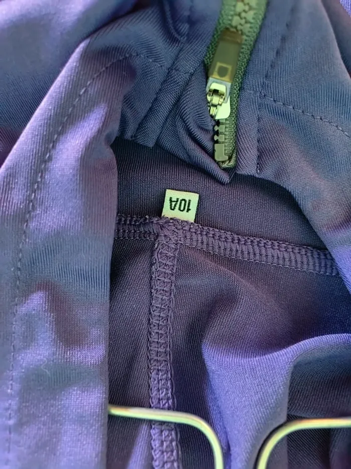 Veste avec capuche sport fille 10 ans - photo numéro 2