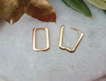 Boucles d'oreilles créoles plaqué or rectangles