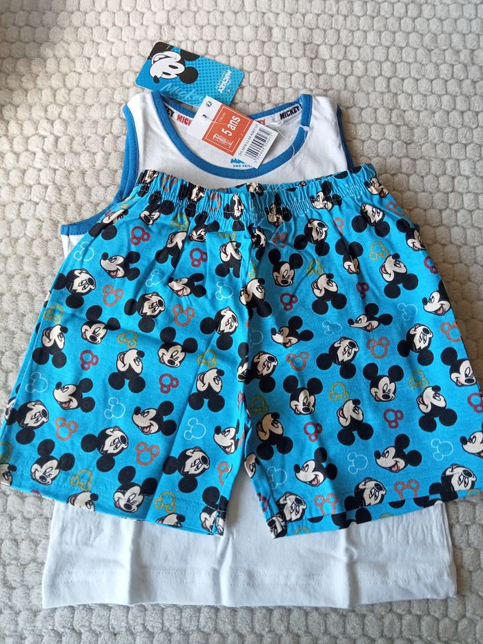 Pyjama Mickey 5 ans - photo numéro 5