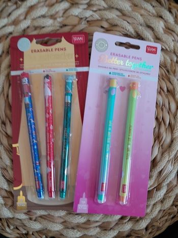 Lot packs stylo legami saint valentin et Noël 