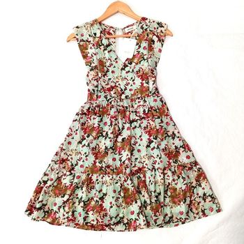 Robe courte fleurie pour femme. Marque Sweewë. Neuf avec étiquette