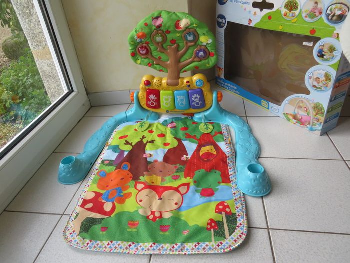 Jouet d'éveil Le Jardin Enchanté pour bébé - photo numéro 4