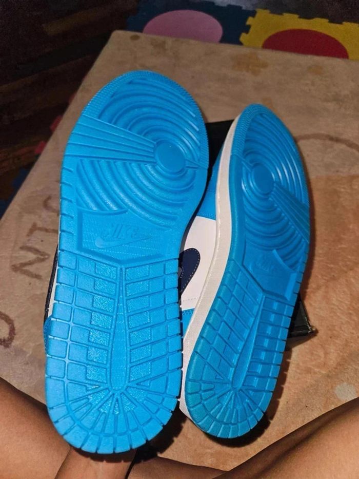 Nike Air Jordan 1 low Carolina blue 2 Taille 42 - photo numéro 4