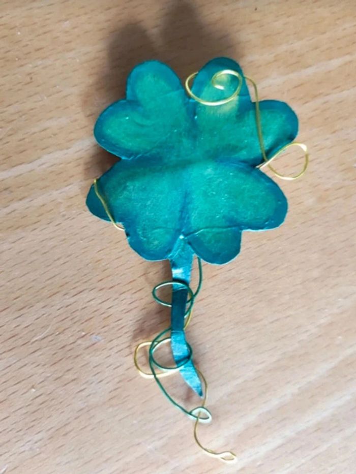 Barrette trèfle vert doré or Saint Patrick / Gratuit - Free - photo numéro 2