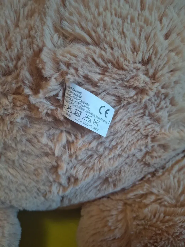 Grand ours en peluche beige tout doux - photo numéro 3