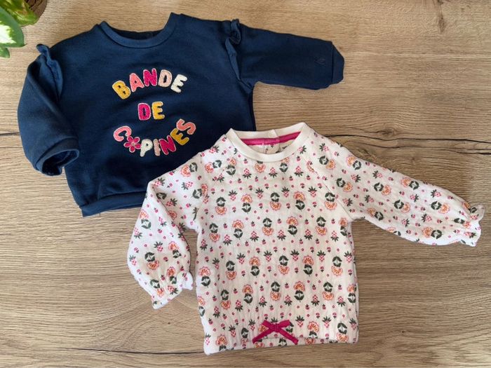 Lot 2 sweat 9 mois fille