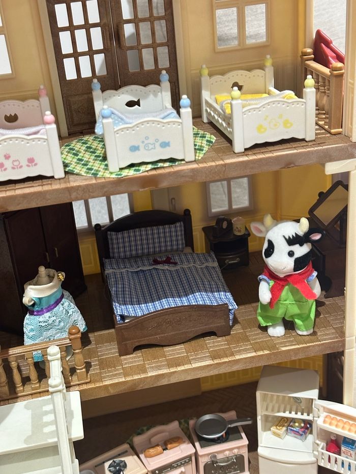 Grand maison éclairée complète et famille vache - photo numéro 7