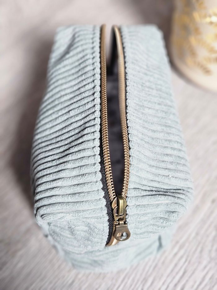 Trousse maquillage - photo numéro 3