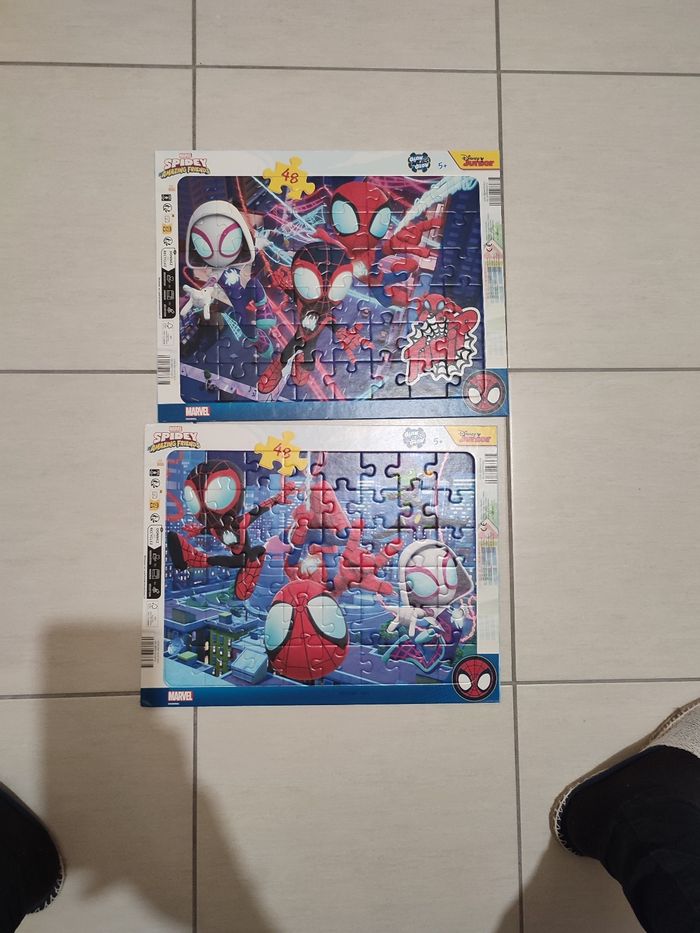 Lot 2 puzzles spidey