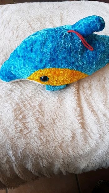 Peluche Dauphin , bleu clair et Jaune