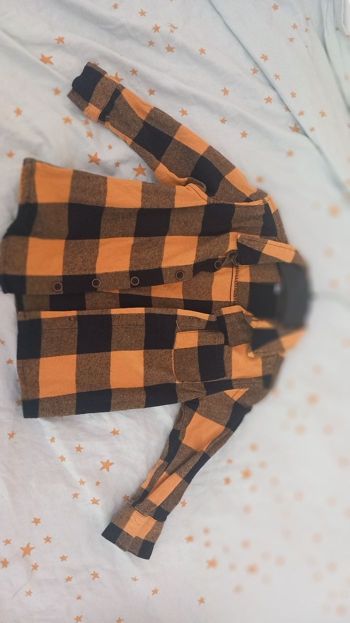 Chemise à carreaux