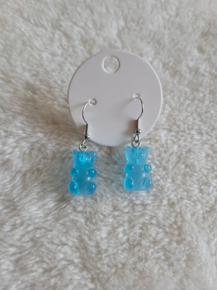Boucle d’oreille haribo bleu - photo numéro 3