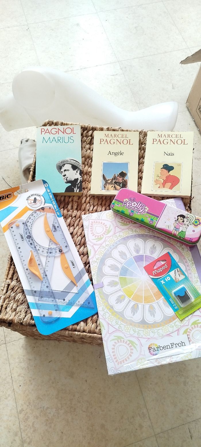 Lot fournitures scolaires - photo numéro 2