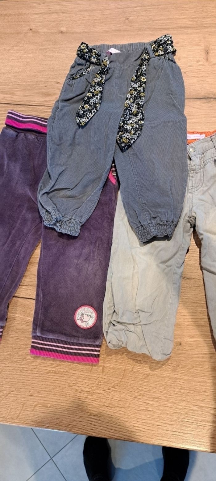 3 pantalons - photo numéro 2