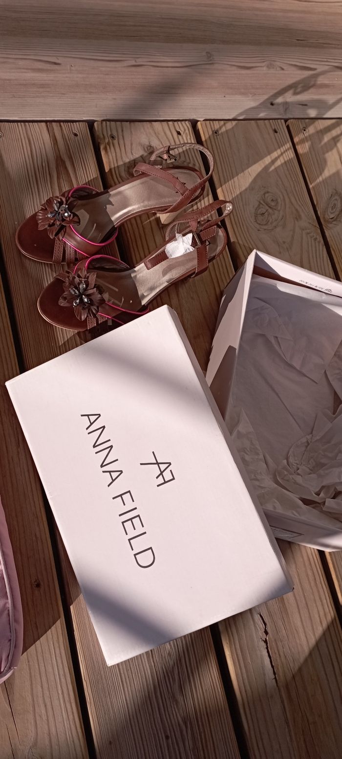 Chaussures femme marron avec du rose à talon - photo numéro 9