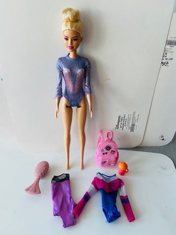 Barbie gymnastique 