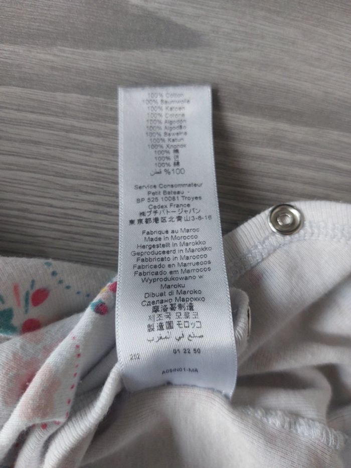 Body Petit Bateau taille 18 mois (81 cm) - photo numéro 5